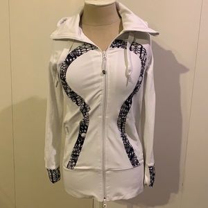 White lulu lemon jacket